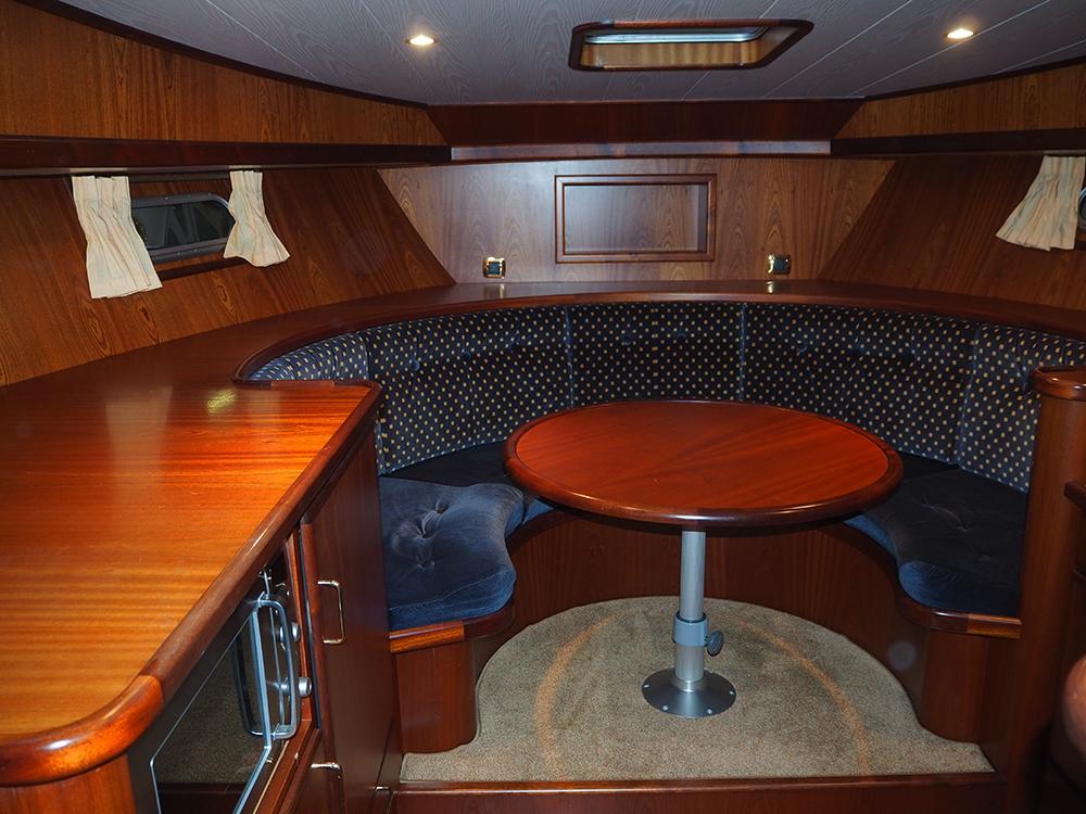 Fore ship, Accommodation